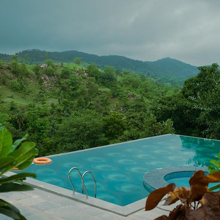 The Sky Imperial Pavoreal Jungle Resort คัมบาลกาห์ ภายนอก รูปภาพ
