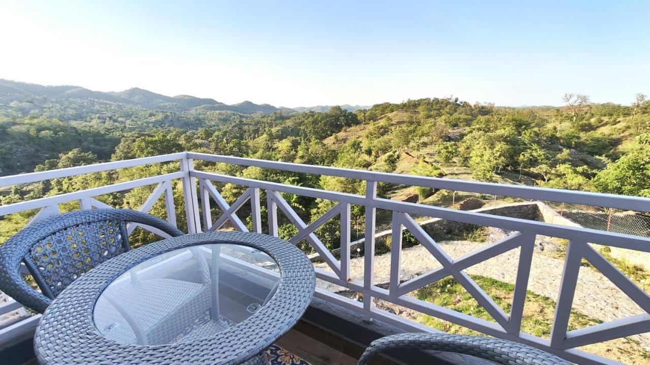 The Sky Imperial Pavoreal Jungle Resort คัมบาลกาห์ ภายนอก รูปภาพ