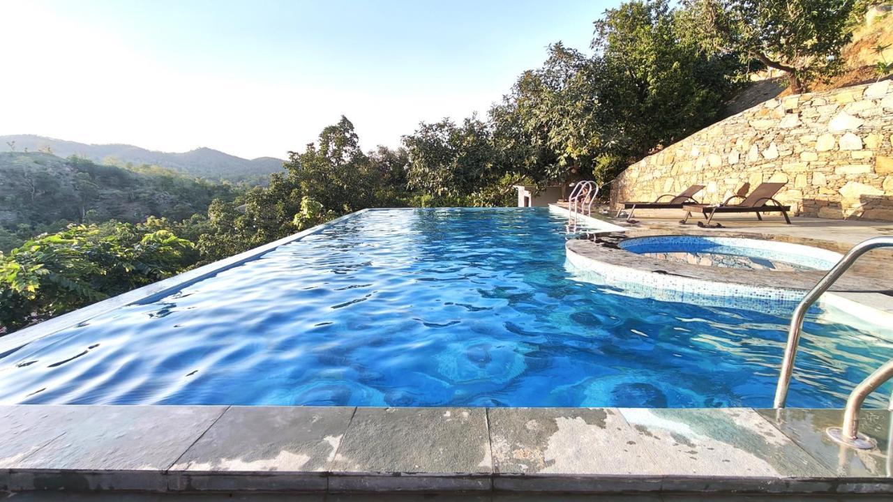 The Sky Imperial Pavoreal Jungle Resort คัมบาลกาห์ ภายนอก รูปภาพ